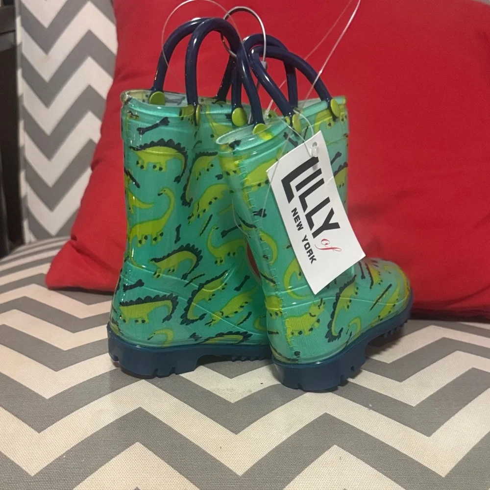 Kids' Vibrant Patterned Rain Boots - Blue and Green